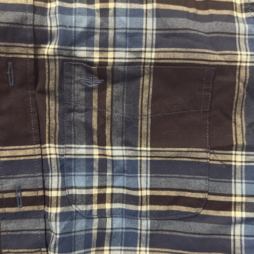 Dockers Plaid Men's Shirt - Picture 4 of 4